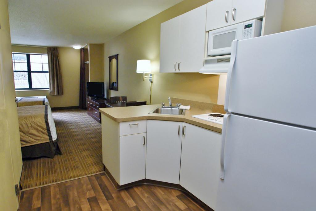 เอ็กซ์เทนด์ สเตย์ อเมริกา โรเชสเตอร์ นอร์ท Hotel ภายนอก รูปภาพ